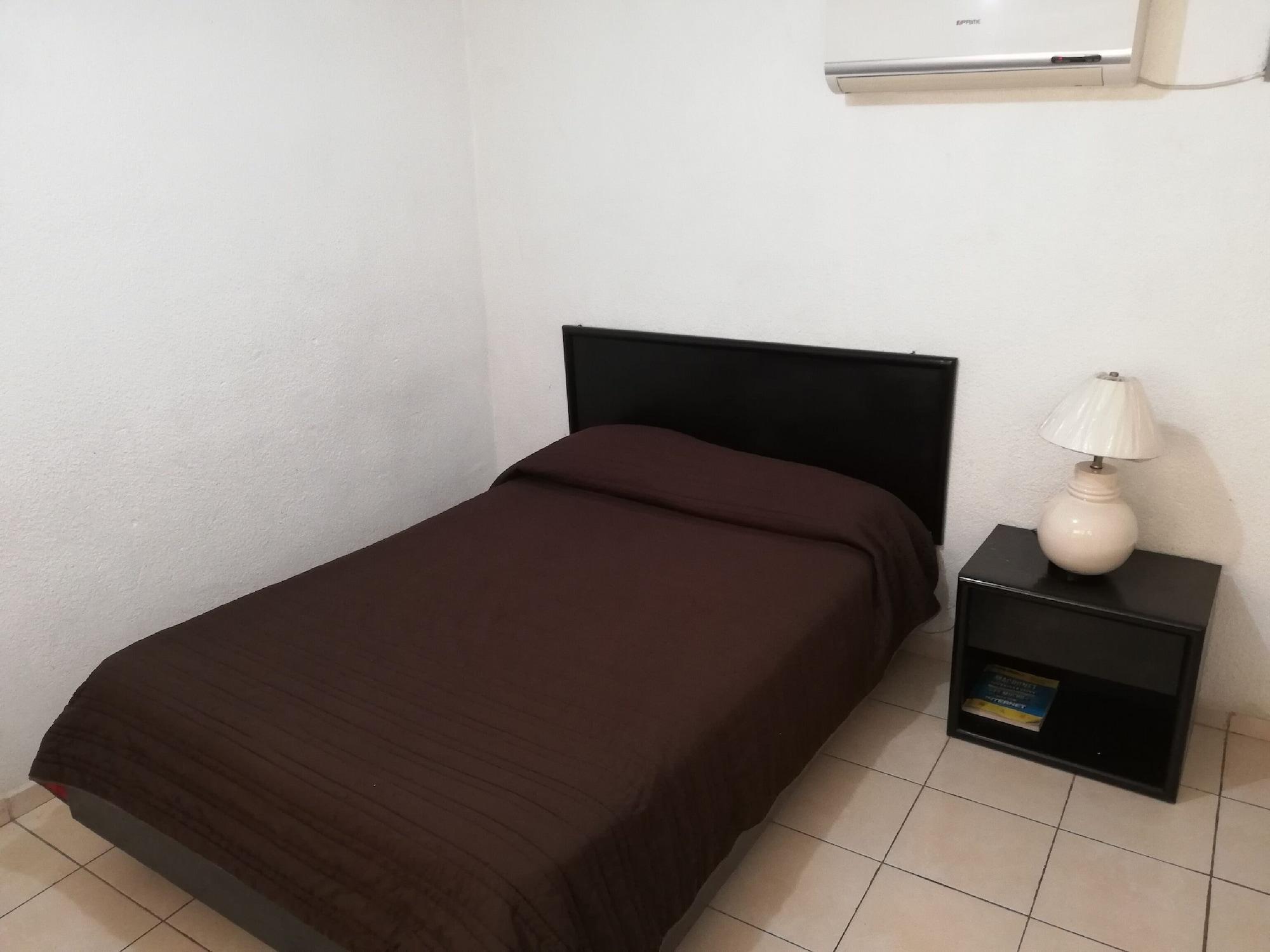 Oyo Hotel Casa Real Матехуала Екстериор снимка