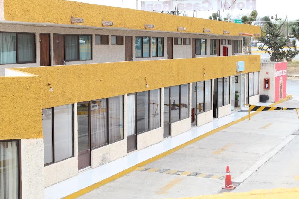 Oyo Hotel Casa Real Матехуала Екстериор снимка