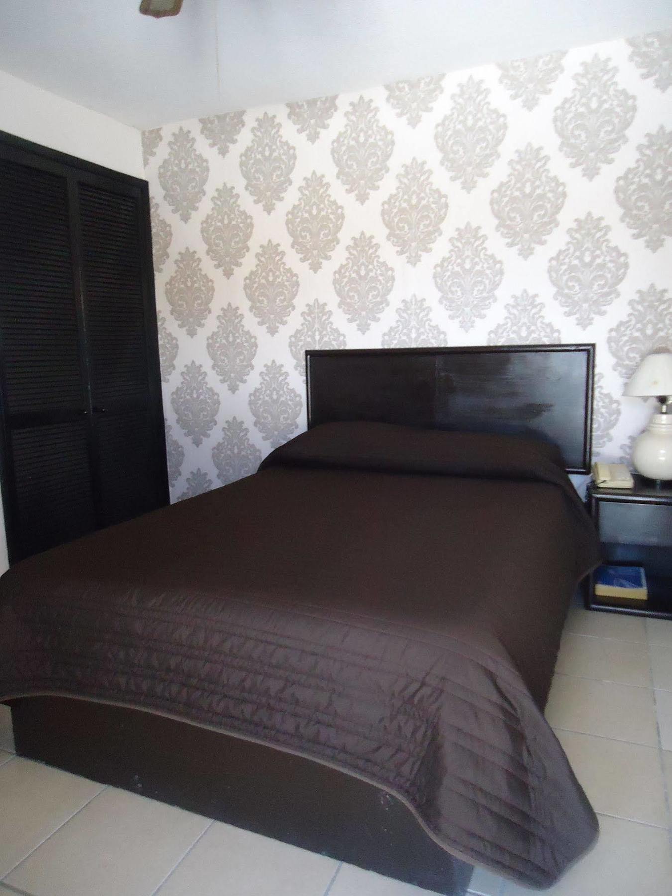 Oyo Hotel Casa Real Матехуала Екстериор снимка