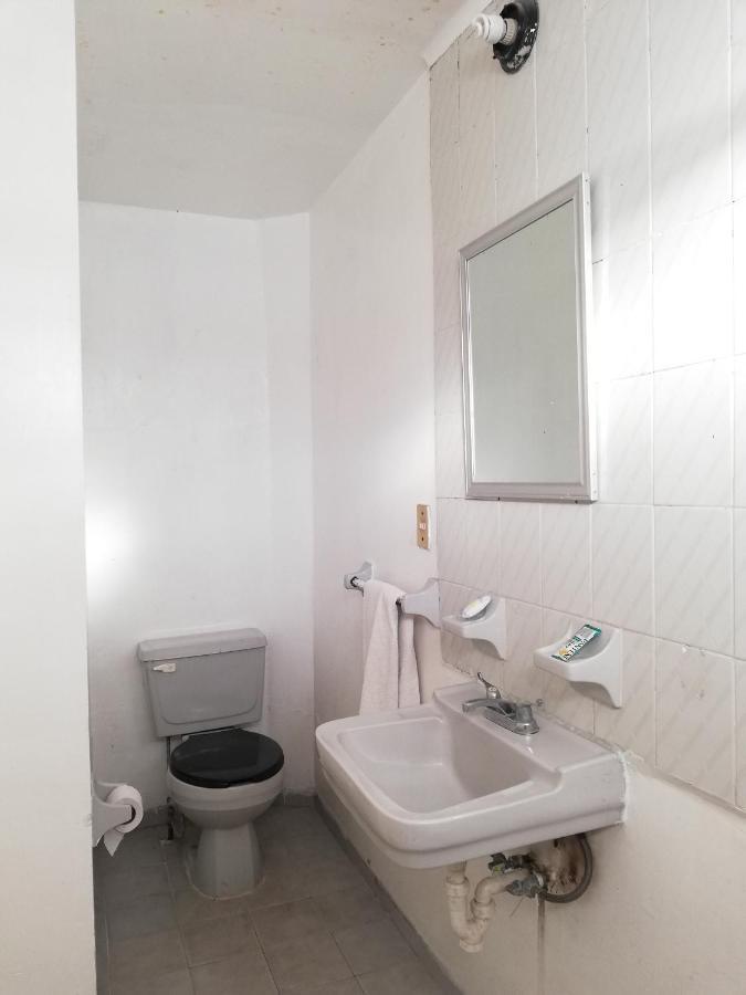Oyo Hotel Casa Real Матехуала Екстериор снимка